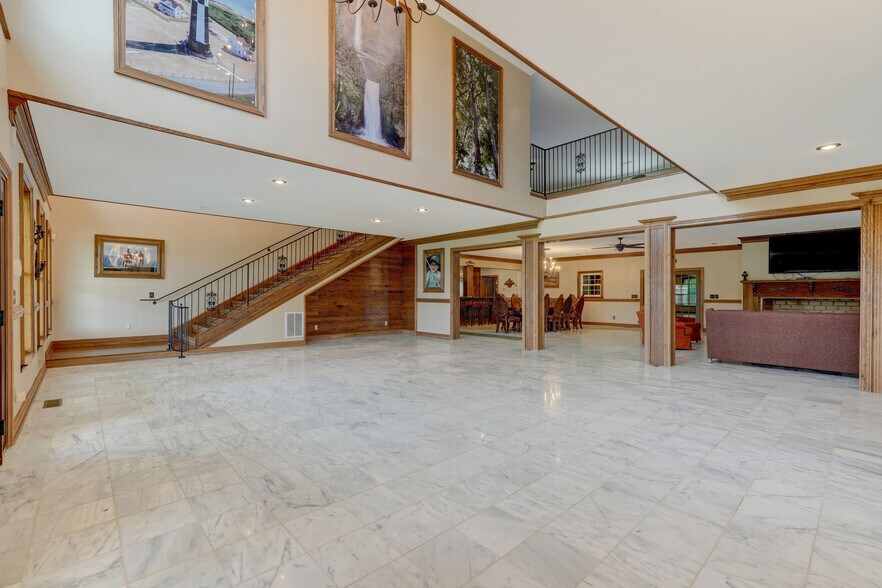 More Photos Of 178 Slaydon Rd, Eden Specialty For Sale