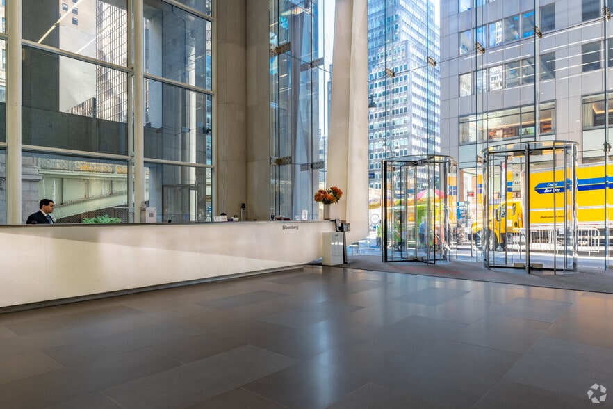 More Photos Of 120 Park Ave, New York Office For Lease
