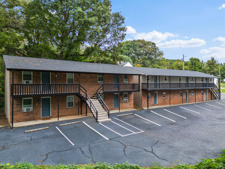 Primary Photo Of 77 Ford St, Collinsville Apartments For Sale