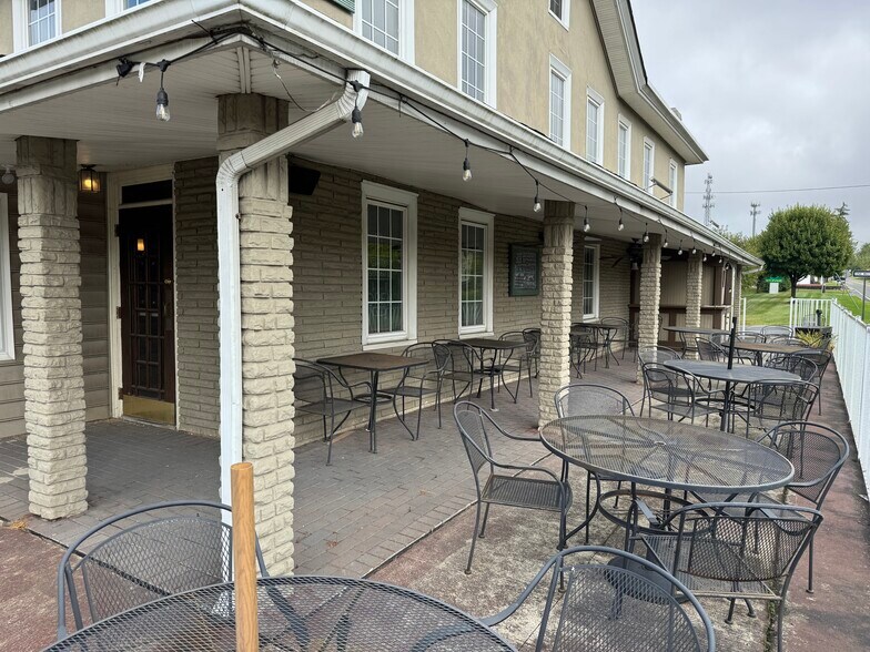 More Photos Of 6751 Ruppsville Rd, Allentown Specialty For Lease