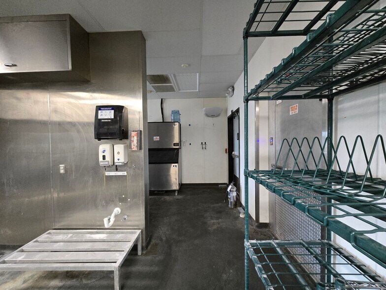 More Photos Of 200 Green Way, Keystone Heights Fast Food For Lease
