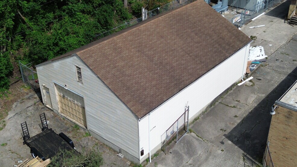 More Photos Of 221 S Walnut Ave, Sidney Warehouse For Sale
