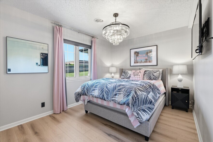 More Photos Of 107 Amity st, Louisburg Hotel For Sale