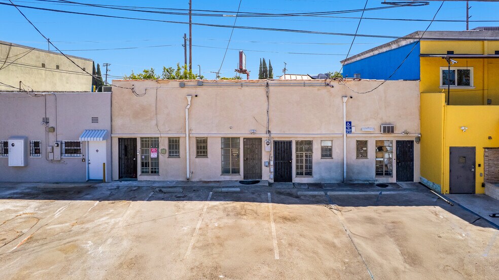 More Photos Of 2729-2735 S Robertson Blvd, Los Angeles Storefront For Sale