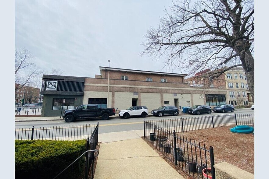 More Photos Of 1002 Beacon St, Brookline Storefront Retail Residential For Sale