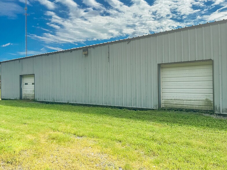 More Photos Of 38 Industrial Rd park, Renovo Industrial For Lease