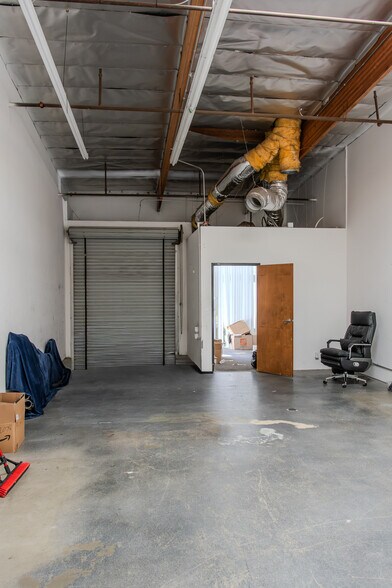 More Photos Of 212 Technology Dr, Irvine Research And Development For Lease