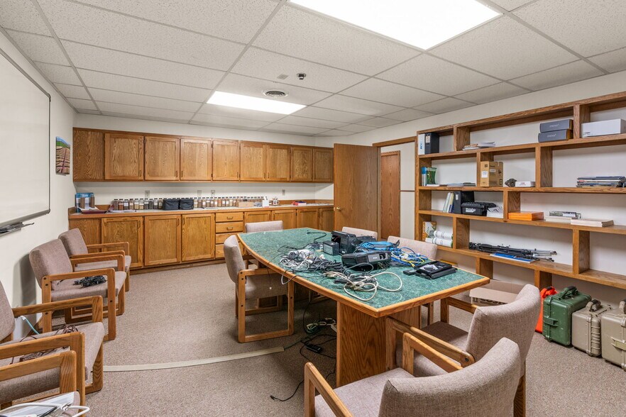 More Photos Of 81 Timberline Dr, Bozeman Freestanding For Lease