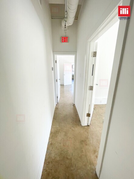 More Photos Of 1050-1054 N Cahuenga Blvd, Los Angeles Showroom For Lease