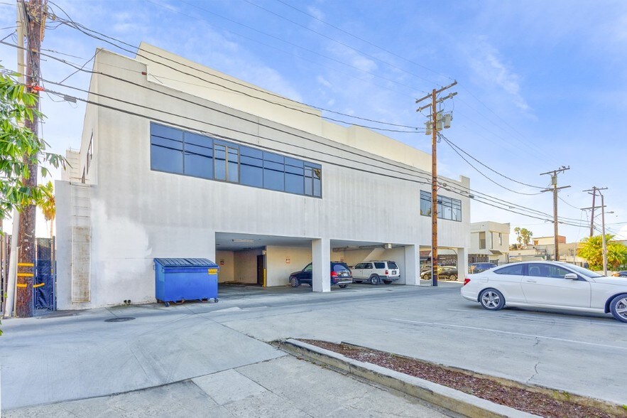 More Photos Of 5353 E 2nd St, Long Beach Storefront Retail Office For Lease