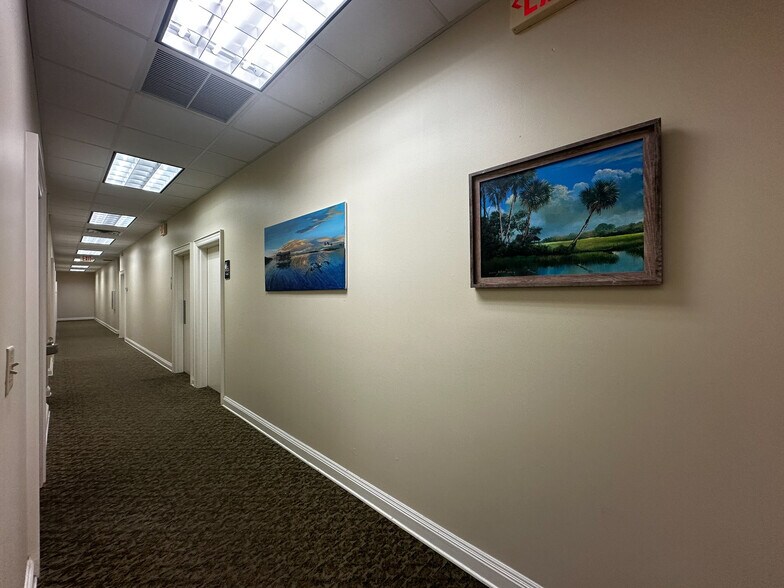 More Photos Of 2117-2123 Harden Blvd, Lakeland Office For Lease