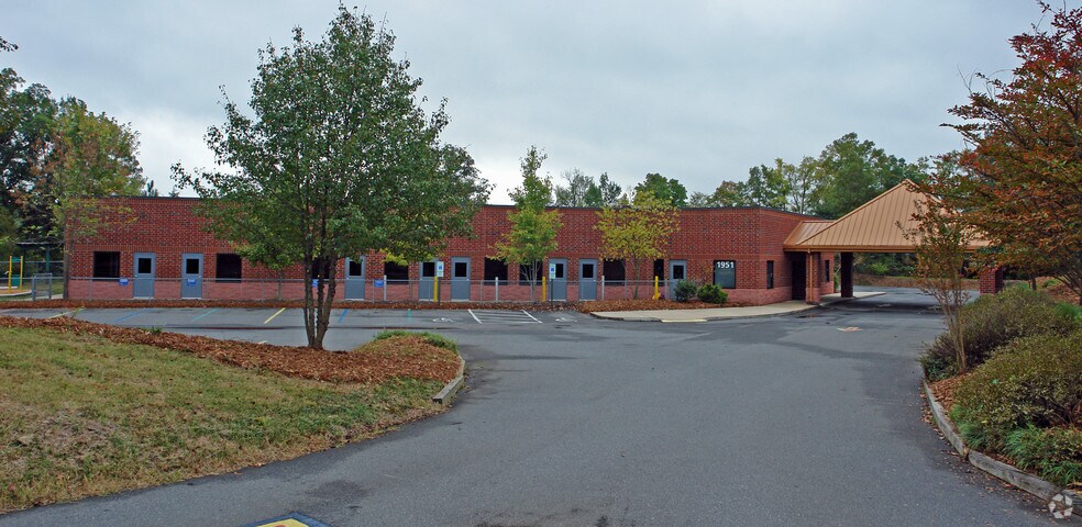 More Photos Of 1951 Derita Rd, Concord General Retail For Sale