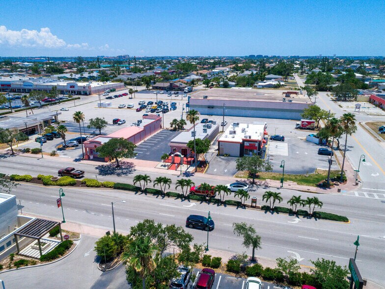 More Photos Of 910 Cape Coral Pky E, Cape Coral Restaurant For Sale