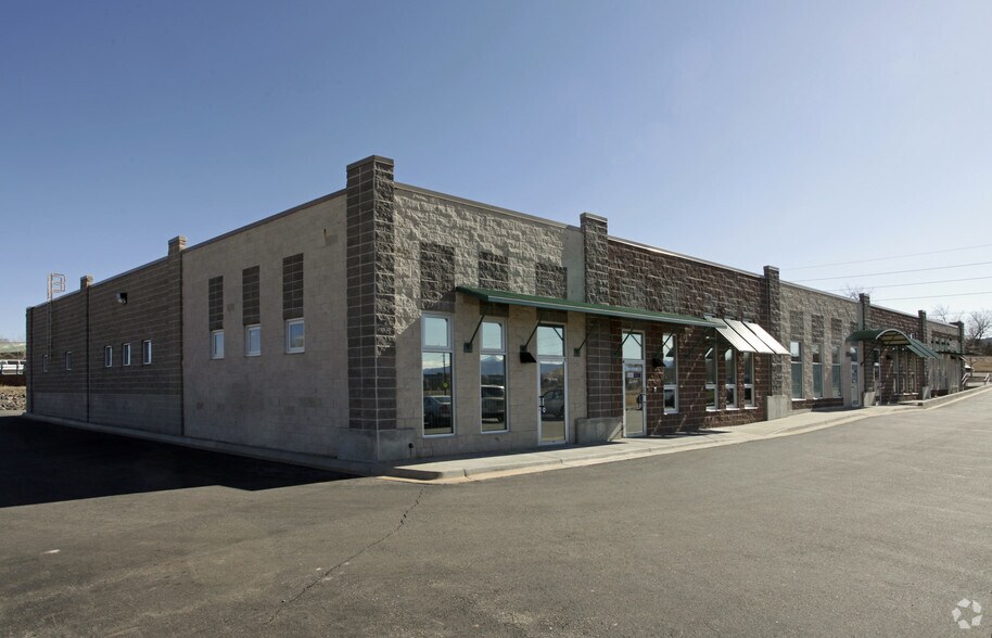 More Photos Of 3101 Industrial Ln, Broomfield Light Manufacturing For Sale