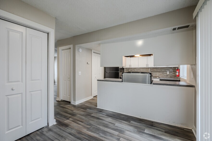 More Photos Of 3100 Godby Rd, College Park Apartments For Sale