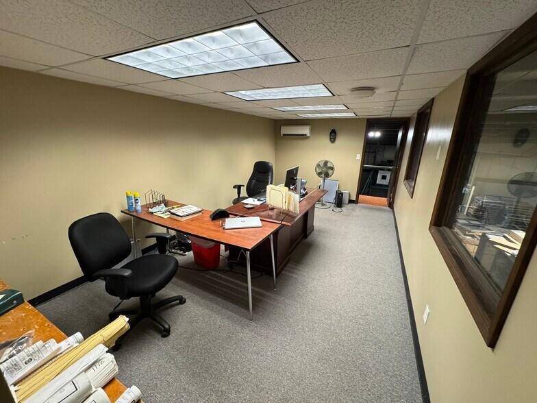 More Photos Of 160 N State Highway 121, Warrensburg Warehouse For Sale