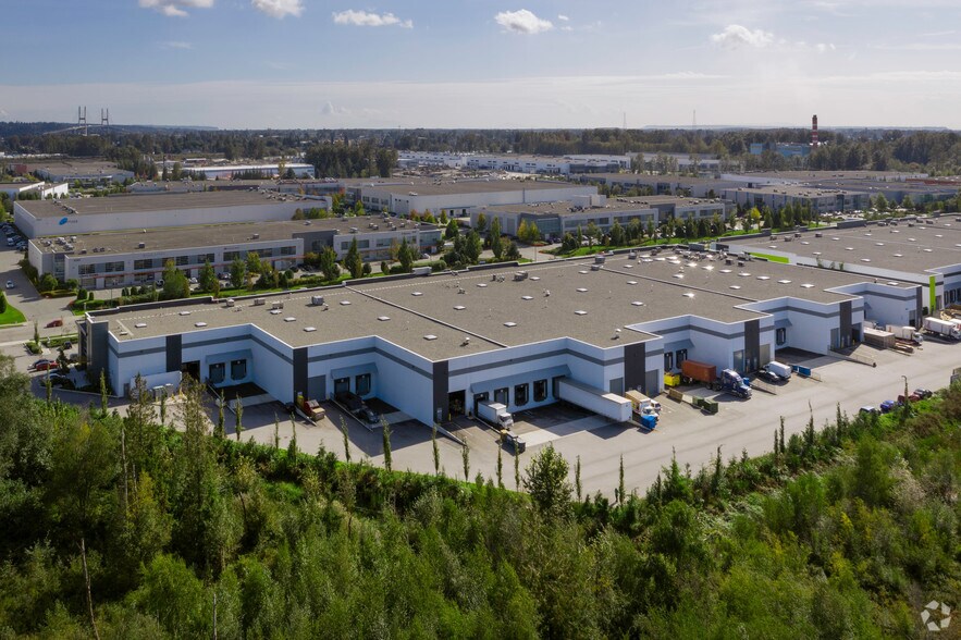 More Photos Of 8288 North Fraser Way, Burnaby Warehouse For Lease