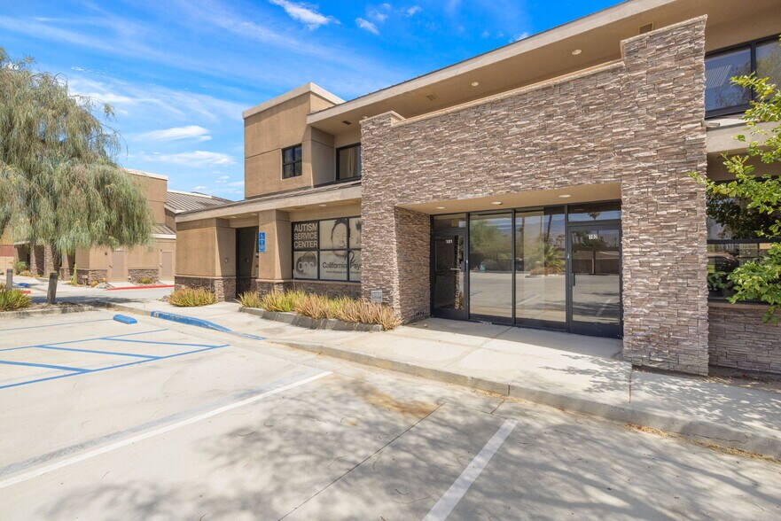 More Photos Of 73321 Fred Waring Dr, Palm Desert Medical For Lease