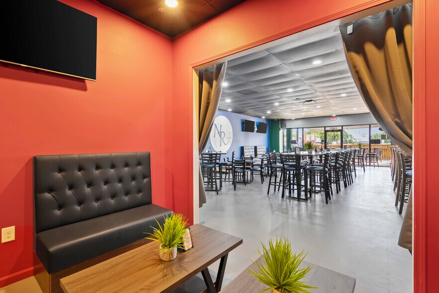 More Photos Of 11020- 11061 Anderson Rd, Piedmont Restaurant For Sale