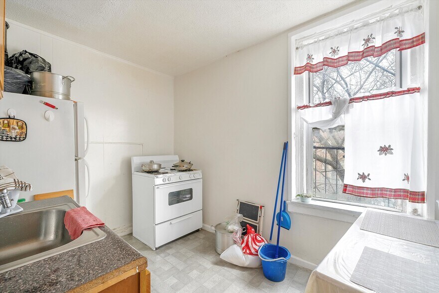 More Photos Of 919 Avenue Saint John, Bronx Apartments For Sale