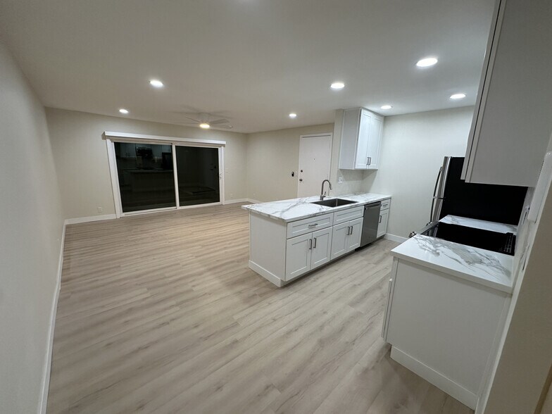 More Photos Of 4843-4845 Voltaire St, San Diego Apartments For Sale