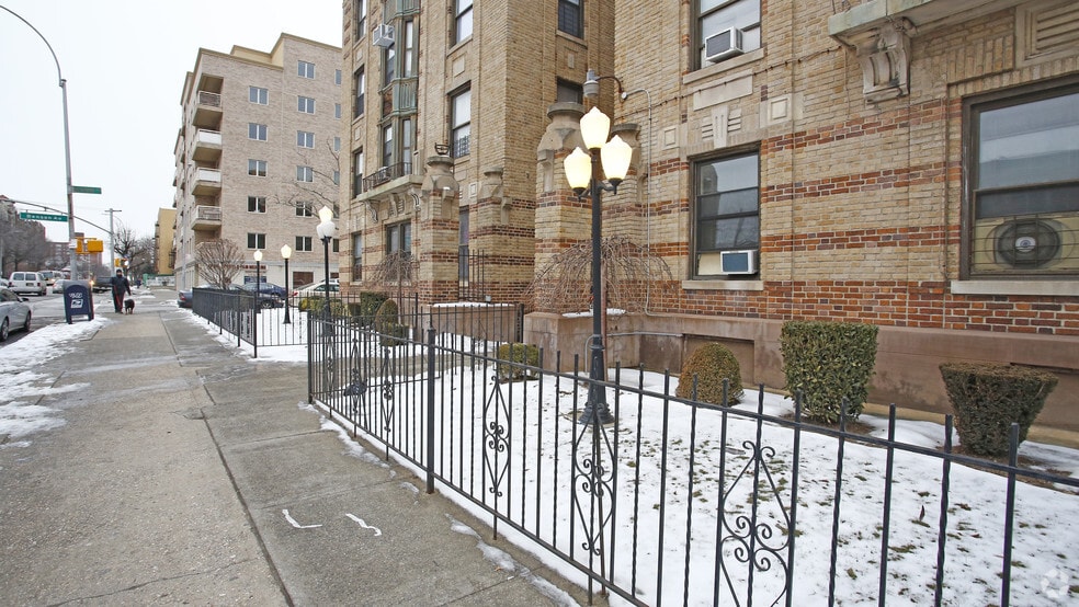 More Photos Of 8678 Bay Pky, Brooklyn Apartments For Sale