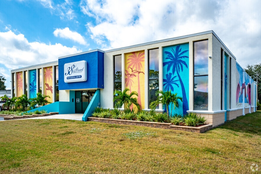 Primary Photo Of 13246 38th St N, Clearwater Coworking Space