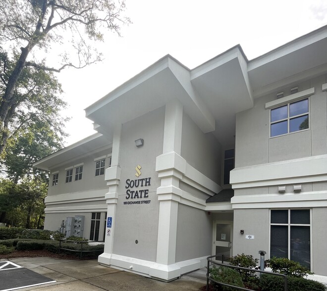 Primary Photo Of 100 Exchange St, Hilton Head Medical For Lease