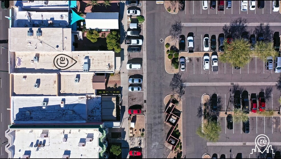 More Photos Of 215 N Gilbert Rd, Gilbert General Retail For Lease