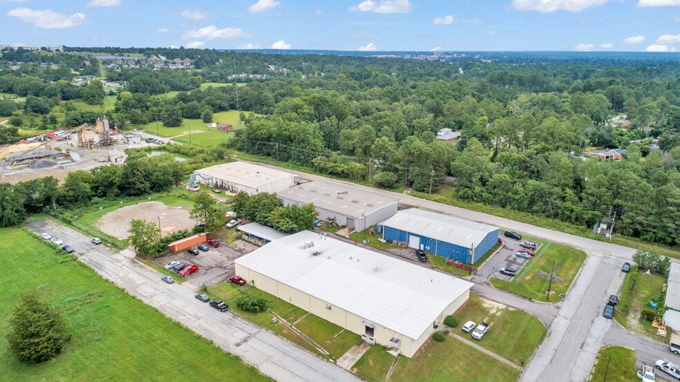 More Photos Of 1827 Killingsworth Rd, Augusta Warehouse For Lease