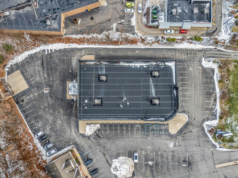 More Photos Of 1777 N Keyser Ave, Scranton Drugstore For Lease