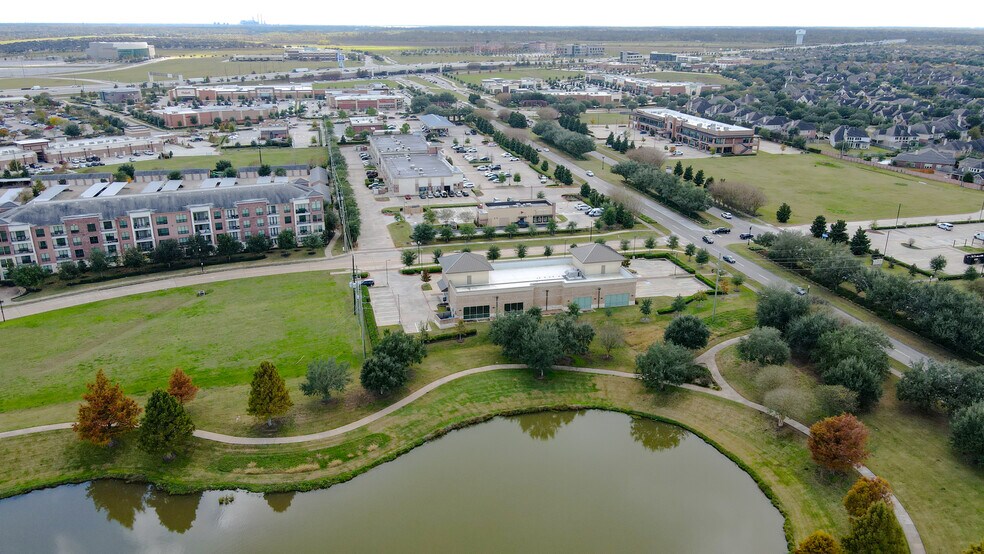 More Photos Of 7417 Branford Pl, Sugar Land Medical For Lease