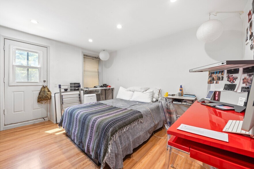 More Photos Of 166 Schaefer St, Brooklyn Apartments For Sale