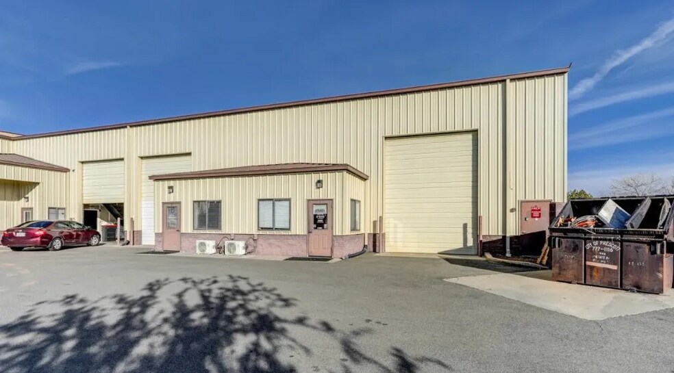 More Photos Of 6724 Corsair Ave, Prescott Warehouse For Lease