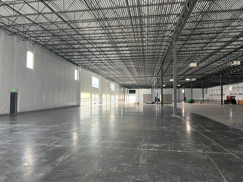 More Photos Of 11233 E Caley Ave, Englewood Unknown For Sale