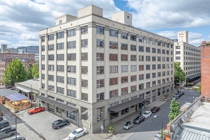 More Photos Of 1314 NW Irving St, Portland Apartments For Sale