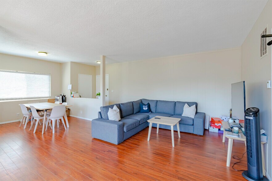 More Photos Of 741 S Hobart Blvd, Los Angeles Apartments For Sale