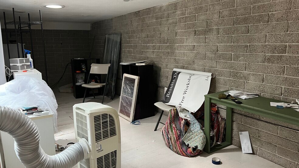 More Photos Of 841-847 Orange Ave, Coronado Freestanding For Lease