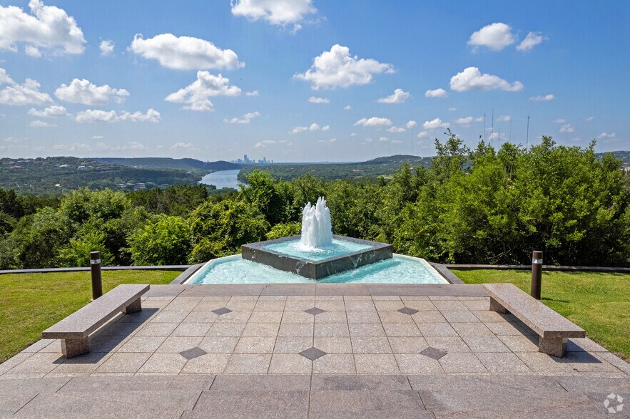 More Photos Of 6034 Courtyard Dr W, Austin Office For Lease