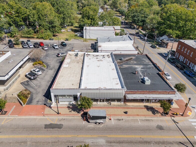 More Photos Of 202-204 N Arendell Ave, Zebulon Storefront For Lease