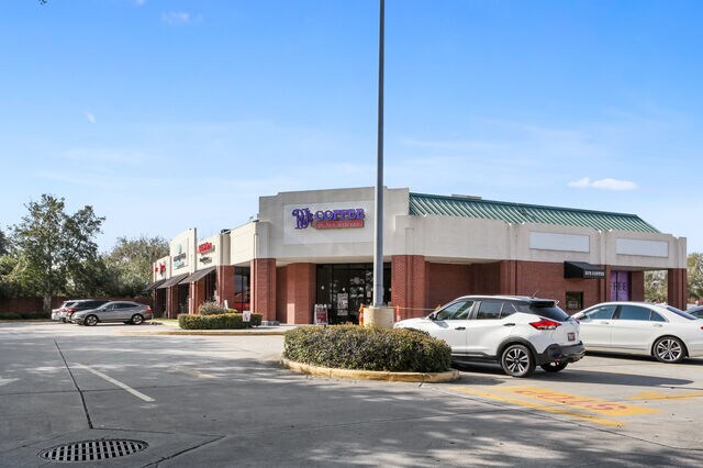 More Photos Of 6600 Franklin Ave, New Orleans Unknown For Lease