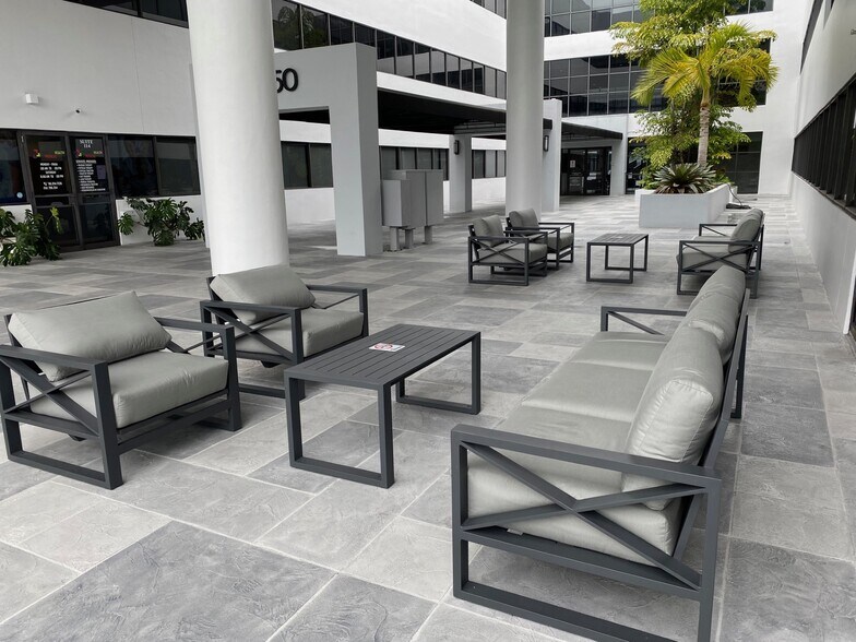 More Photos Of 14750 NW 77th Ct, Miami Lakes Office For Lease