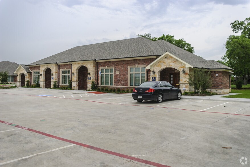 More Photos Of 8765 Stockard Dr, Frisco Medical For Lease