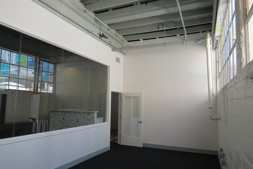 More Photos Of 844-846 Folsom St, San Francisco Flex For Lease
