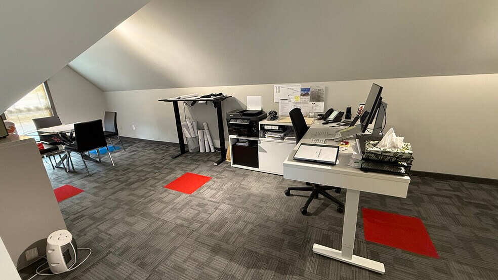 More Photos Of 341 Wardlaw Av, Winnipeg Office For Sale