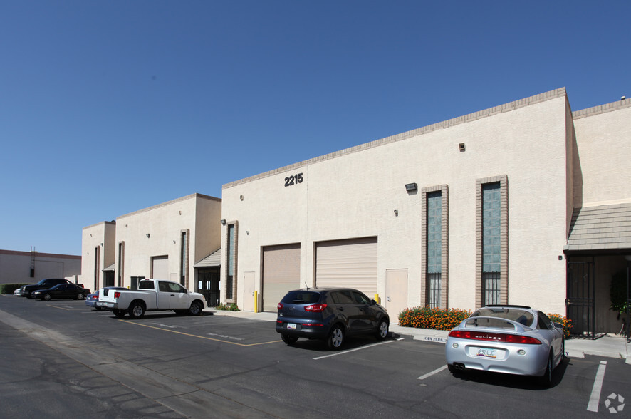 Primary Photo Of 2215 W Melinda Ln, Phoenix Warehouse For Lease