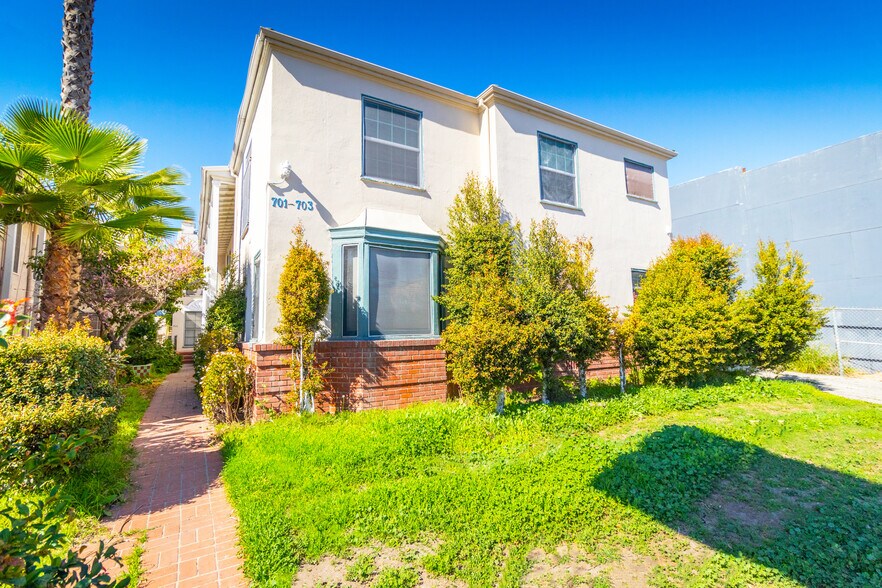 More Photos Of 701 Crenshaw Blvd, Los Angeles Apartments For Sale