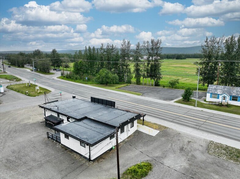 More Photos Of 1019 College Rd, Fairbanks Flex For Sale