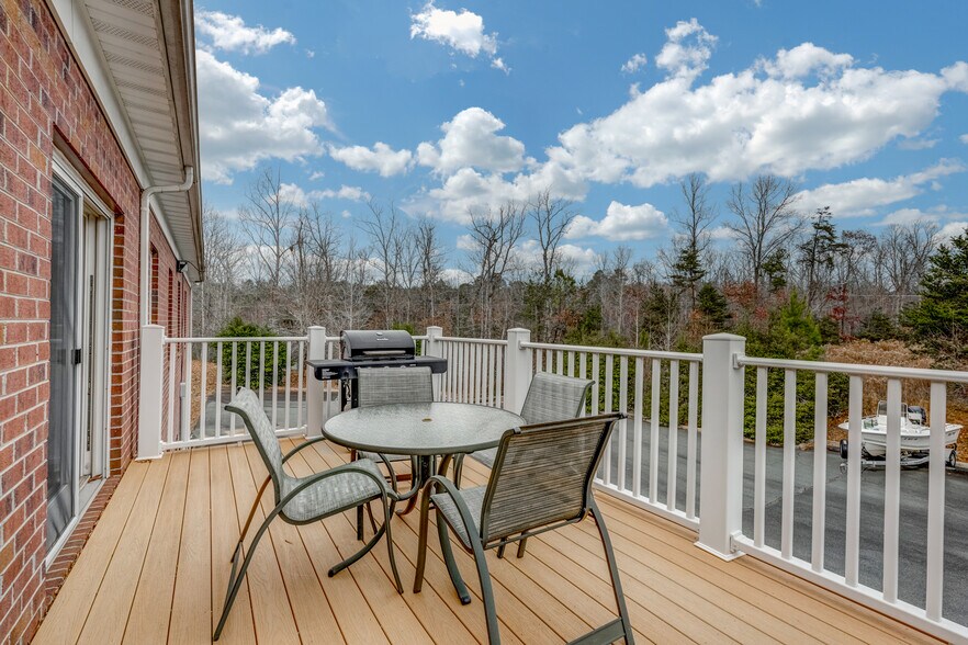 More Photos Of 95 Zion Station Ct, Troy Flex For Sale
