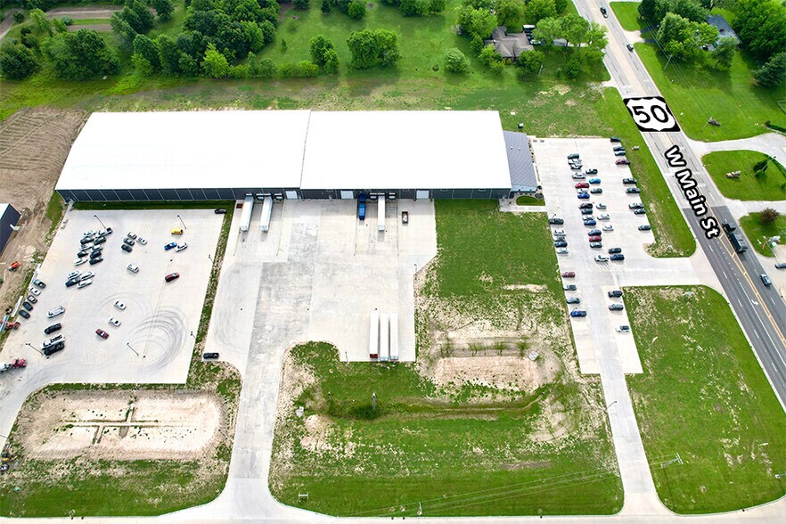 More Photos Of 2028 W Main St, Salem Industrial For Sale